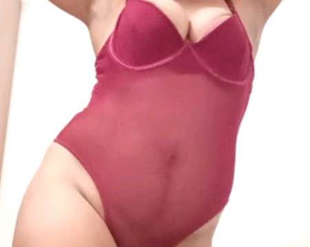 La nouvelle Bellah Hélène masseuse au port