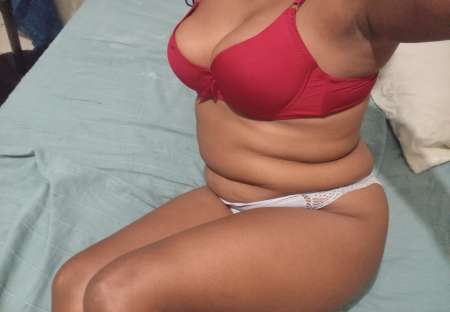  Nouvelle fille latina Massage detente