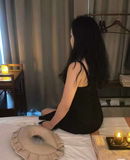 Body body. Naturiste. Réciproque....