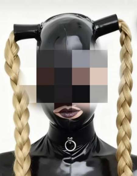 OLIVIA Trav fetish high hells 30 cm Big Tits